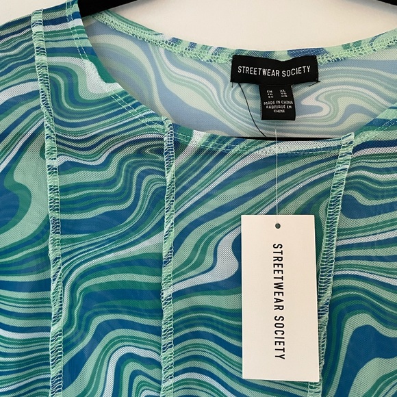 Mesh Top - Picture 4 of 6